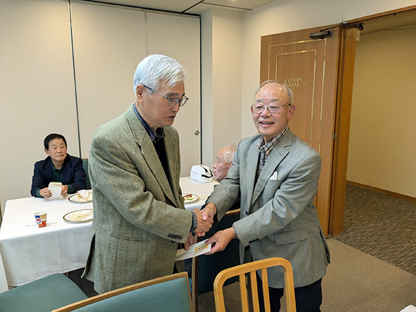 準優勝の松尾年浩さん